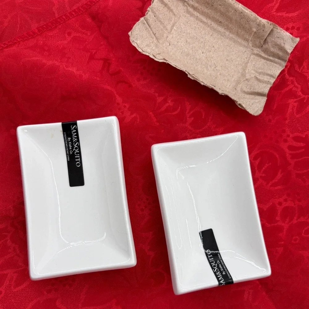 SAM&SQUITO Dipping Bowls Set of 2 White Rectangular Porcelain Sushi Sauce Dishes